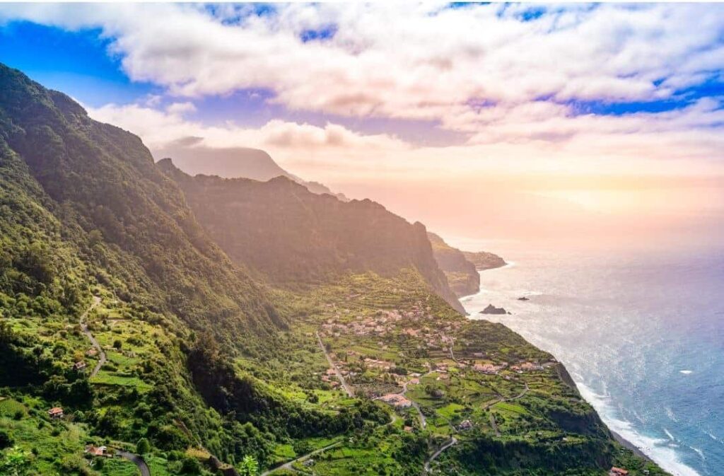 Терапевтичний ретрит відновлення на о. Мадейра для психологів та психотерапевтів